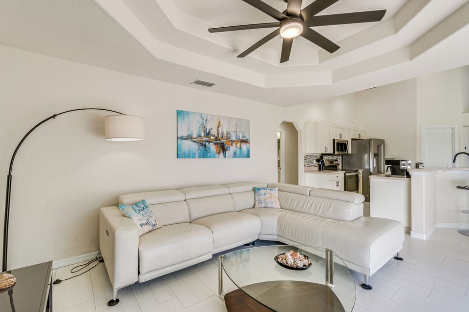 Interior | Open Floor Plan | Free WiFi