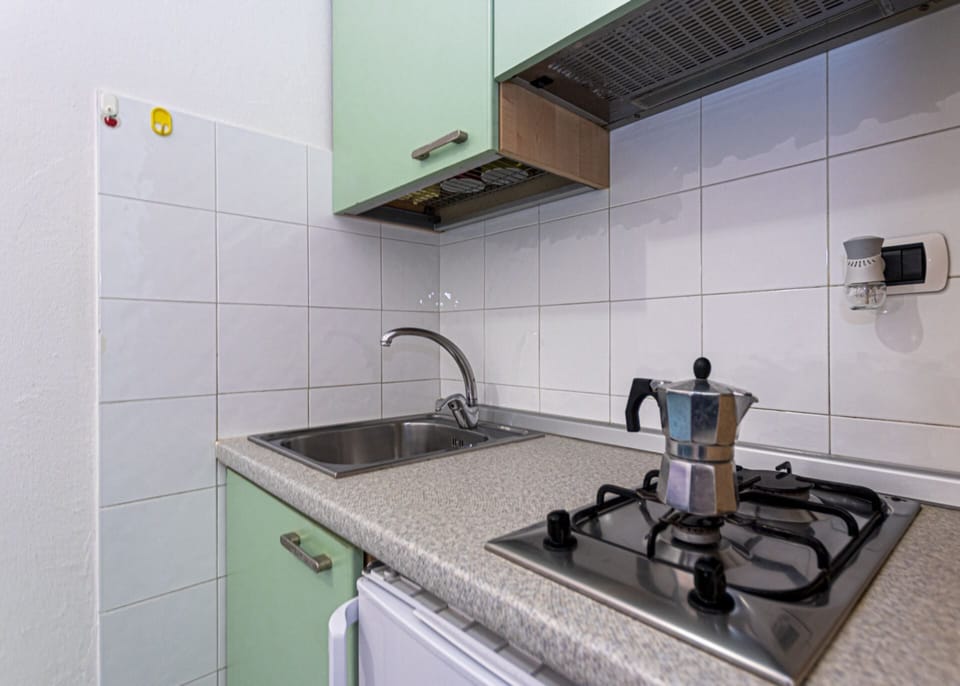 Detail Kitchen-Casa Bartolomea-Elba Island