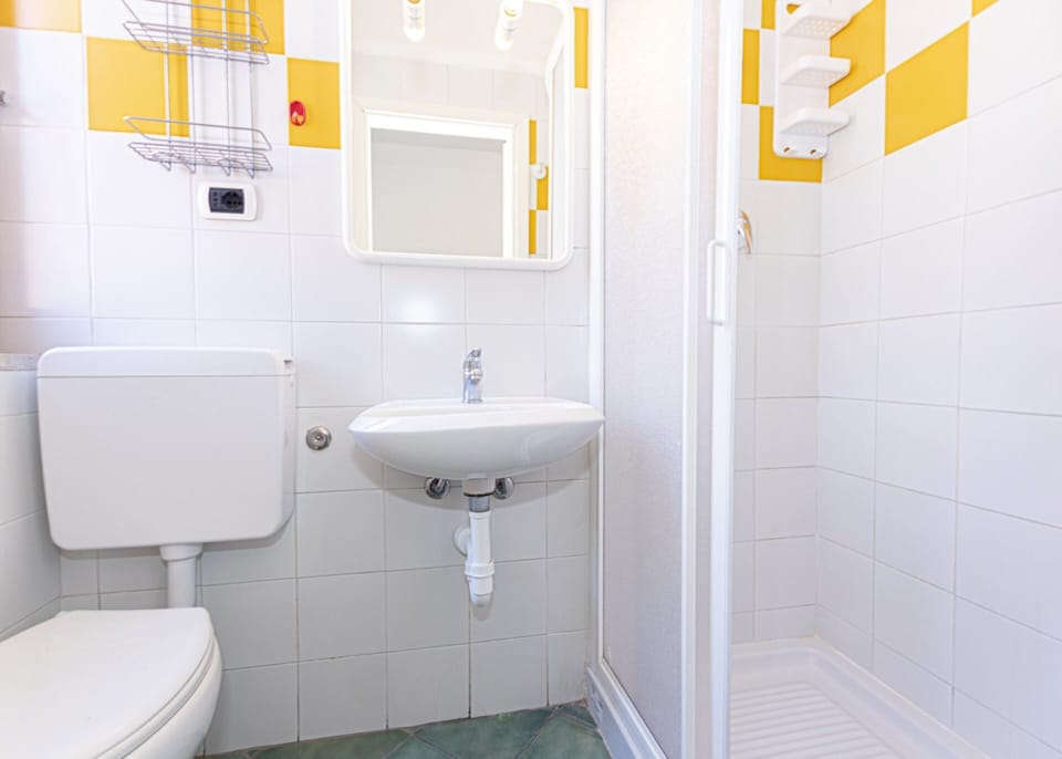 Bathroom-Casa Bartolomea-Elba Island