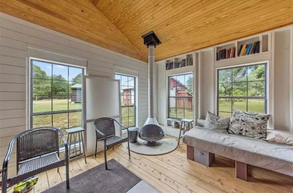 Inside Bonham Cabin