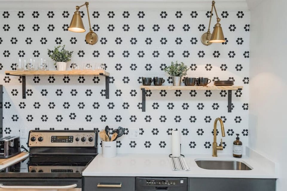 Fully equipped kitchen for all of your cooking needs! Regular drip coffee machine, along with a Keurig coffee maker.