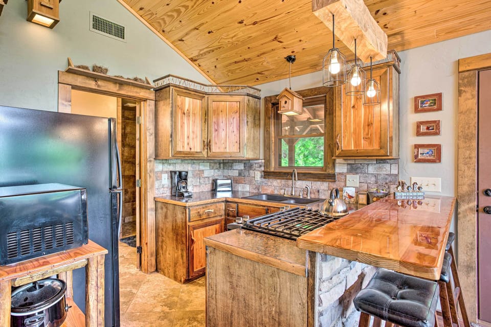 Kitchen | Cooking Basics Provided