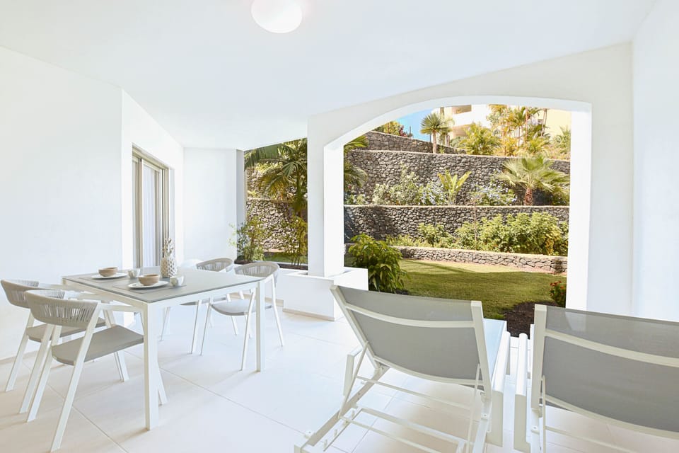 Large terrace with sunbathing area and chill out area