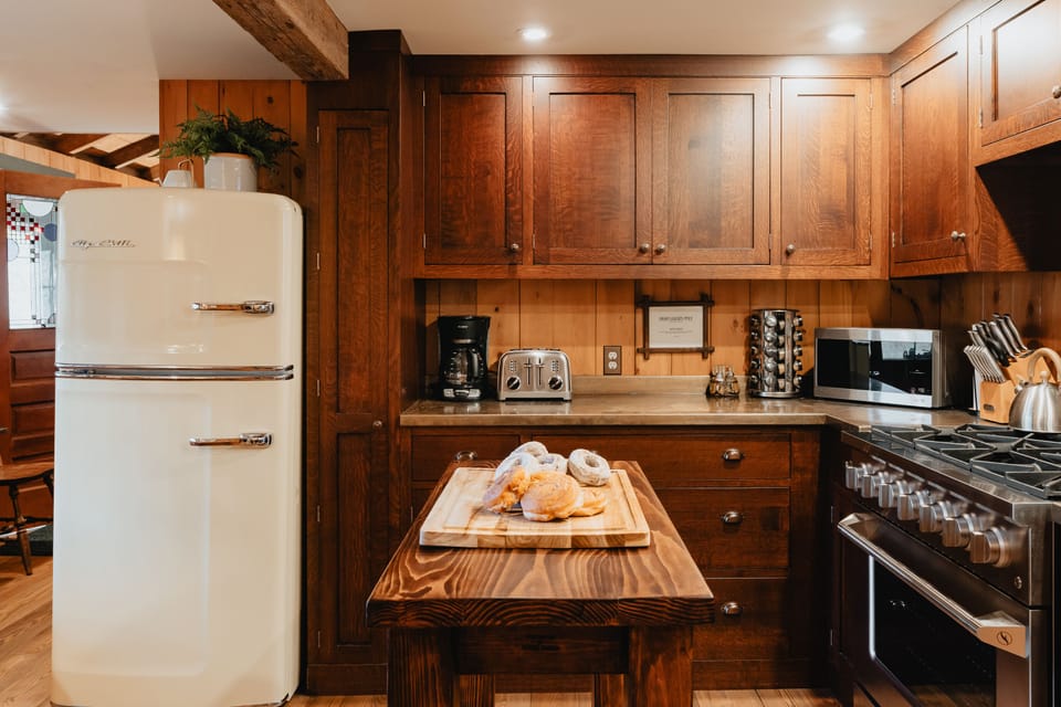 Fully equipped kitchen