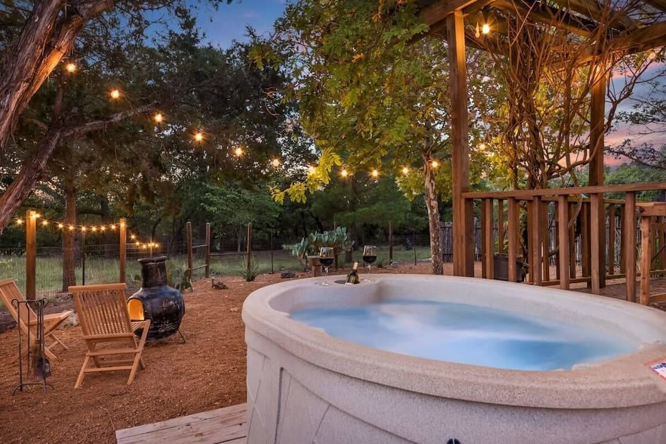 Private hot tub