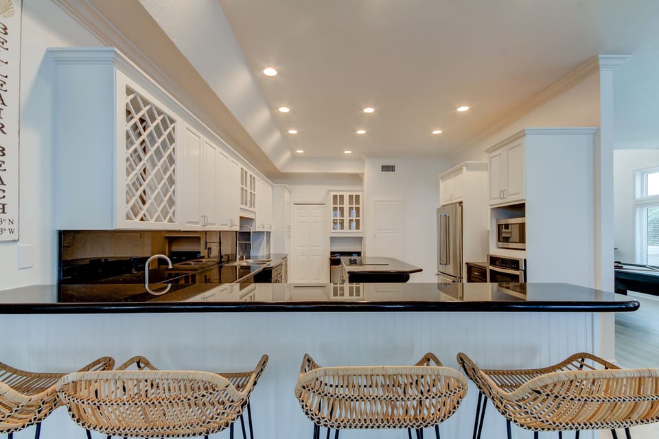 full sized kitchen
