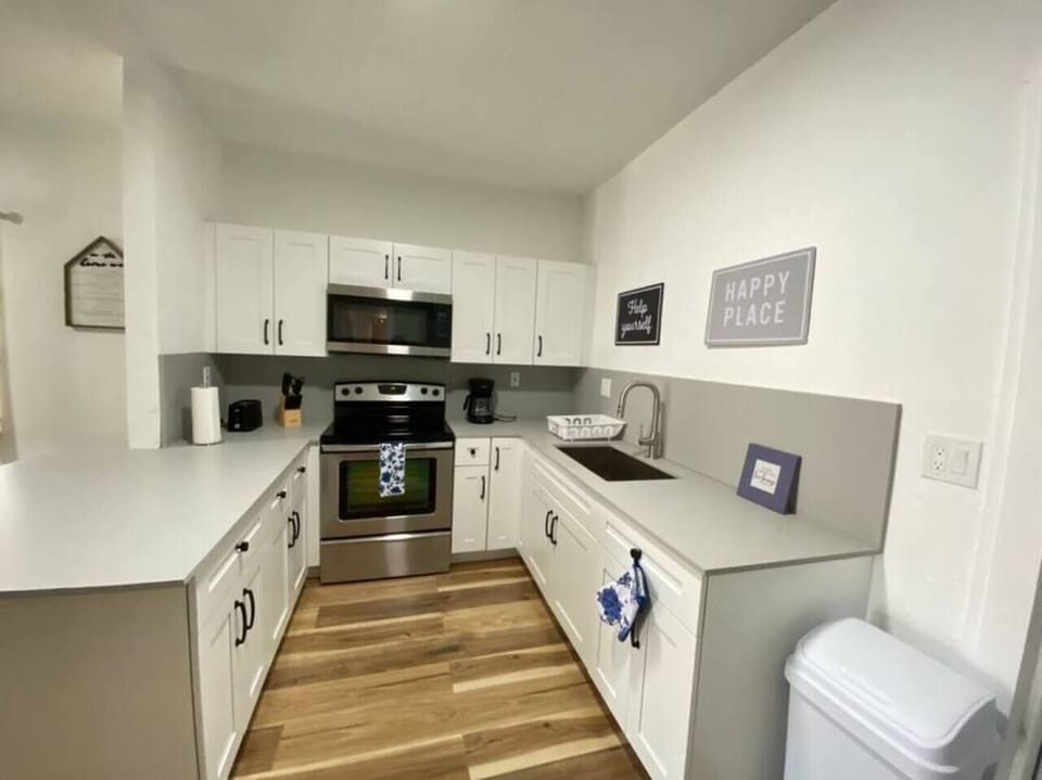 Open Concept Fully Equipped Kitchen