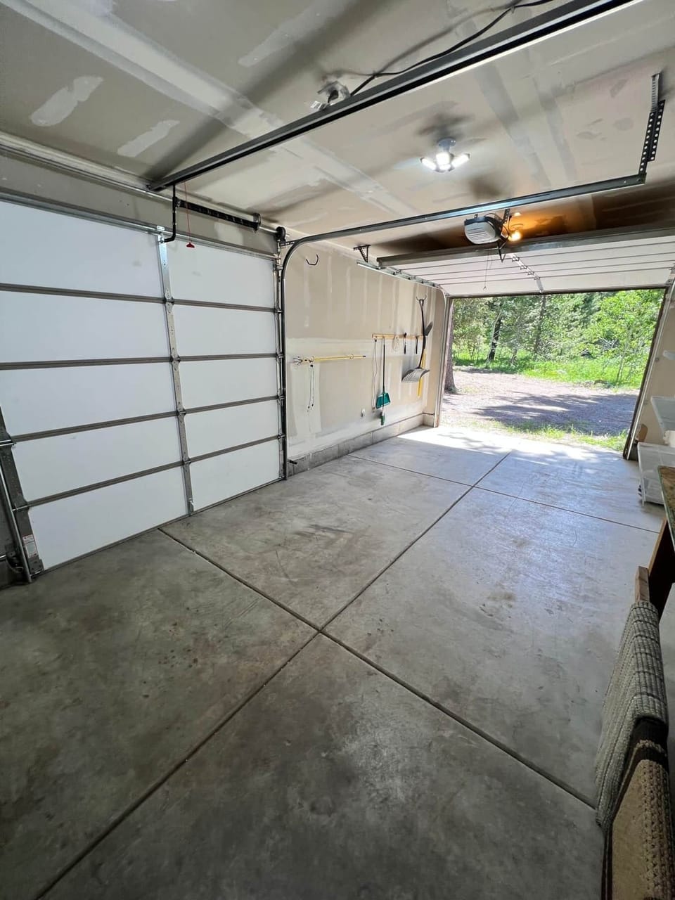 Garage (1)