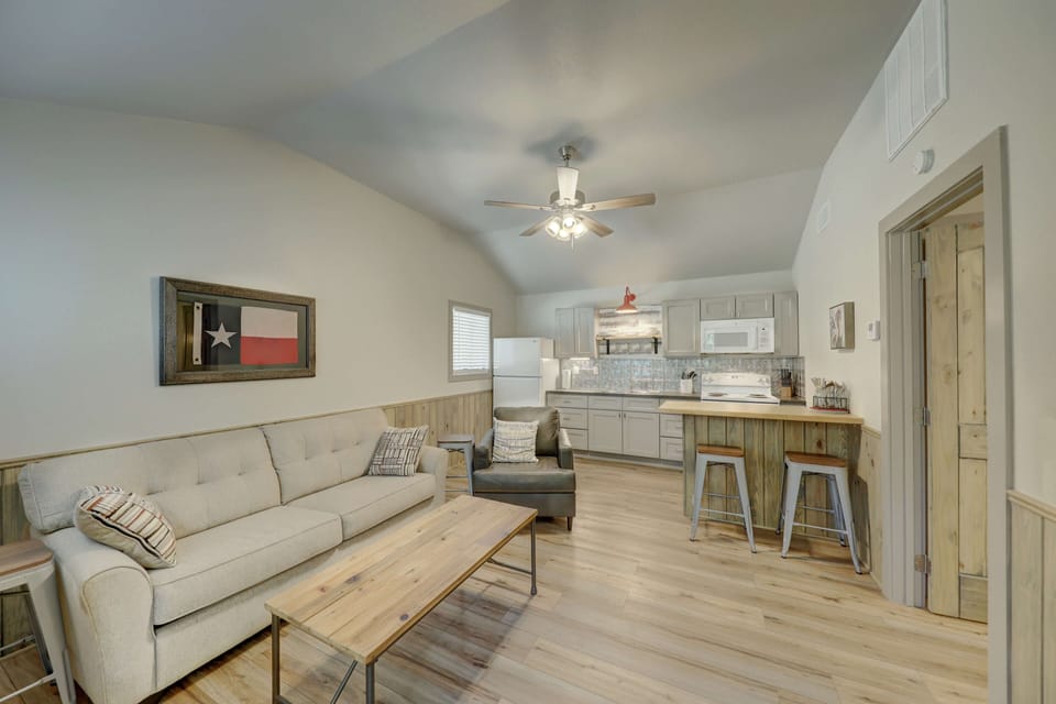 newly renovated! new furniture, new flooring, new kitchen, fresh paint