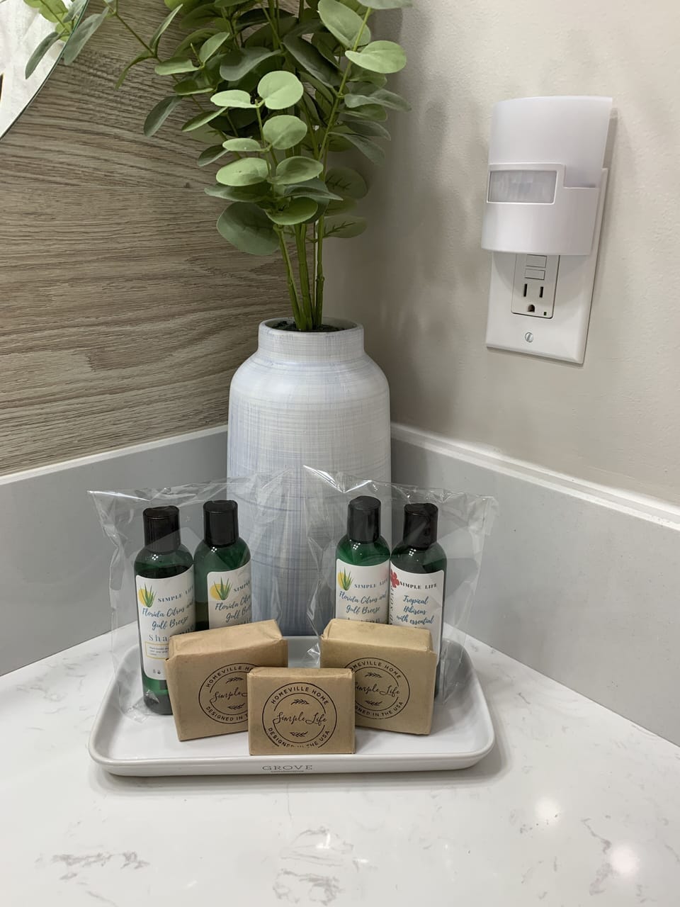 Bathroom amenities