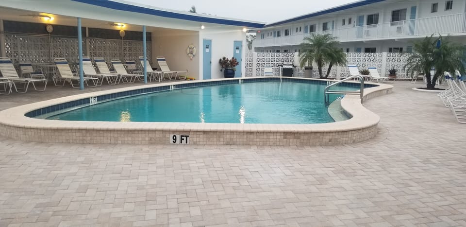 pool