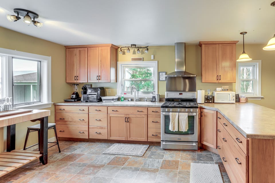 Kitchen | Cooking Basics | Keurig Coffee Maker