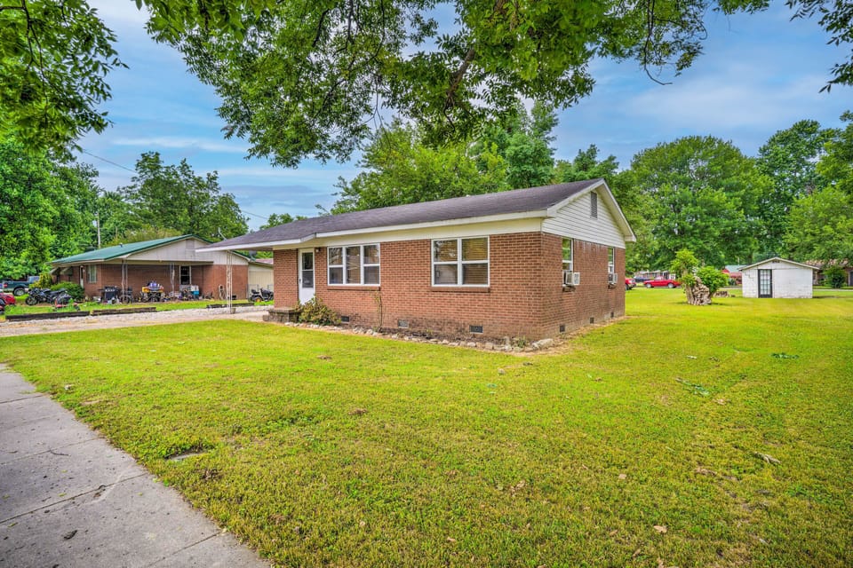 Exterior | Hunting & Fishing Nearby