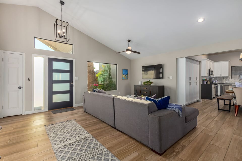 live in this living room!