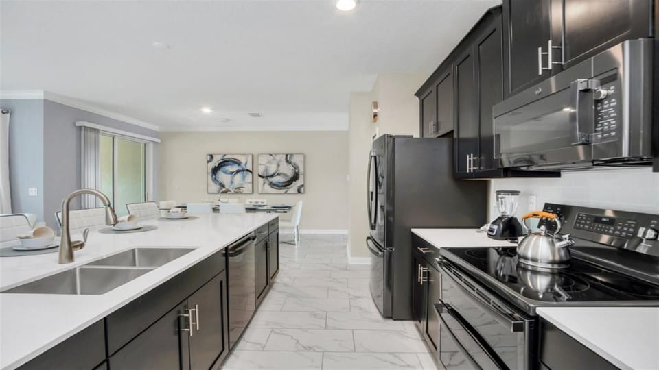 Sweet Home Vacation Home Rentals, Top Resorts Florida Storey Lake Resort