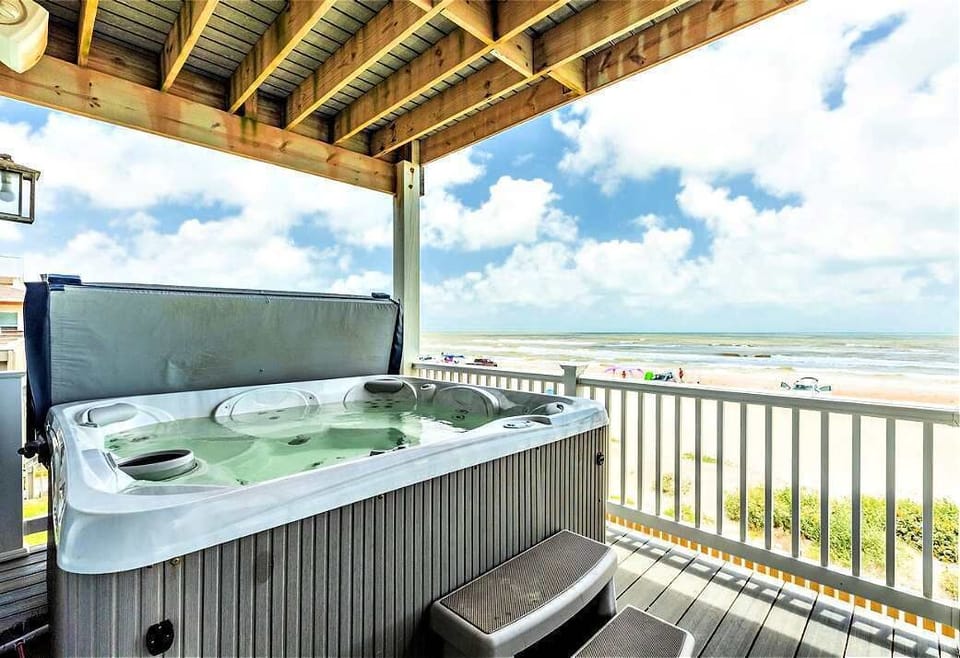 Brand new hot tub - Sept 2025