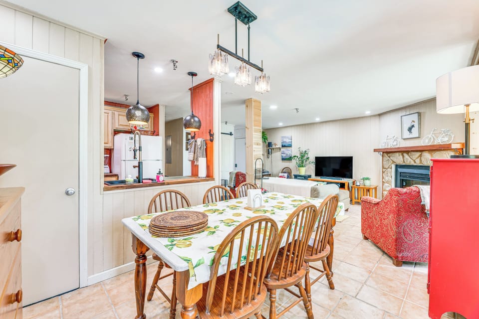 Dining Room | Dishware Provided | Open Floor Plan