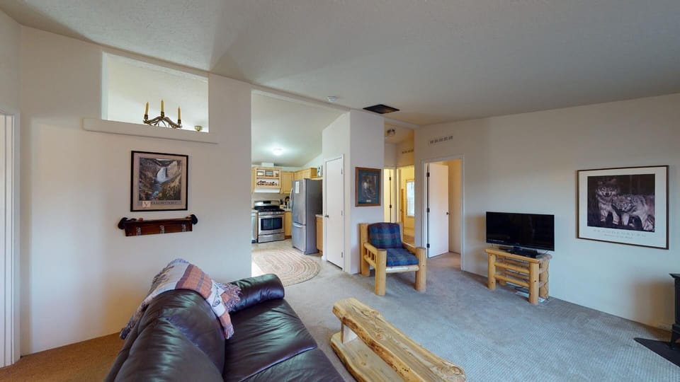 The rooms seamlessly flow together throughout the cabin.