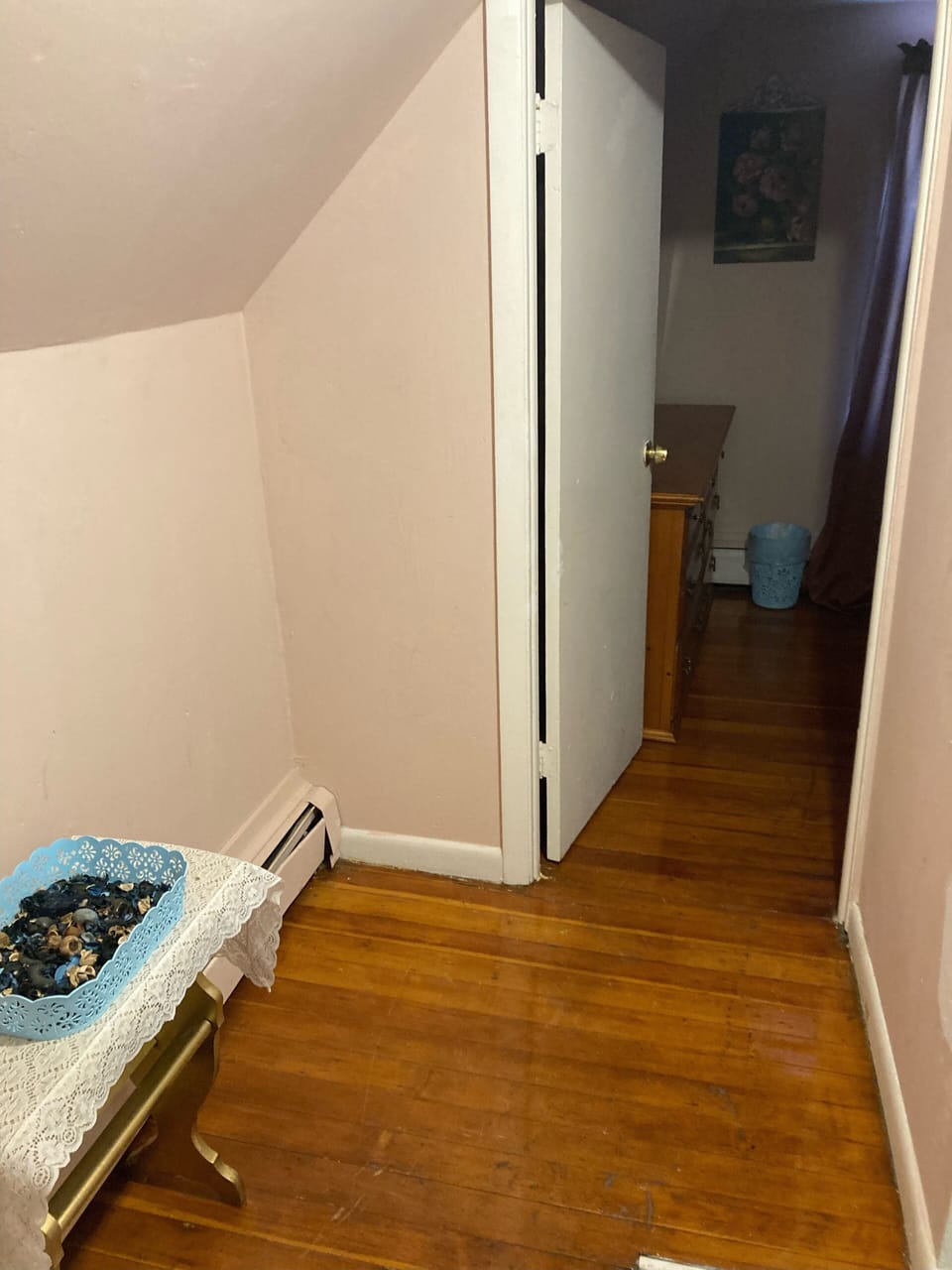 Upstairs common hallway 