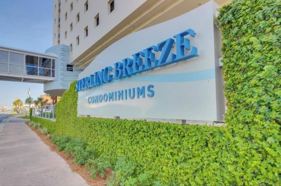 Sterling Breeze signage