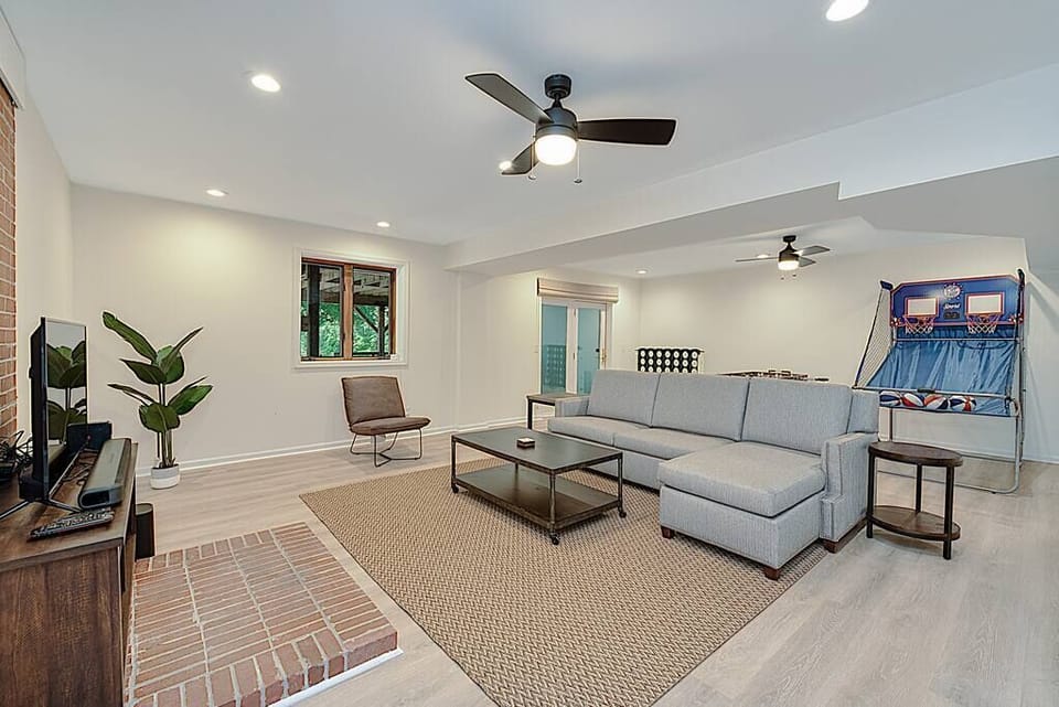 Downstairs Living Room (1)