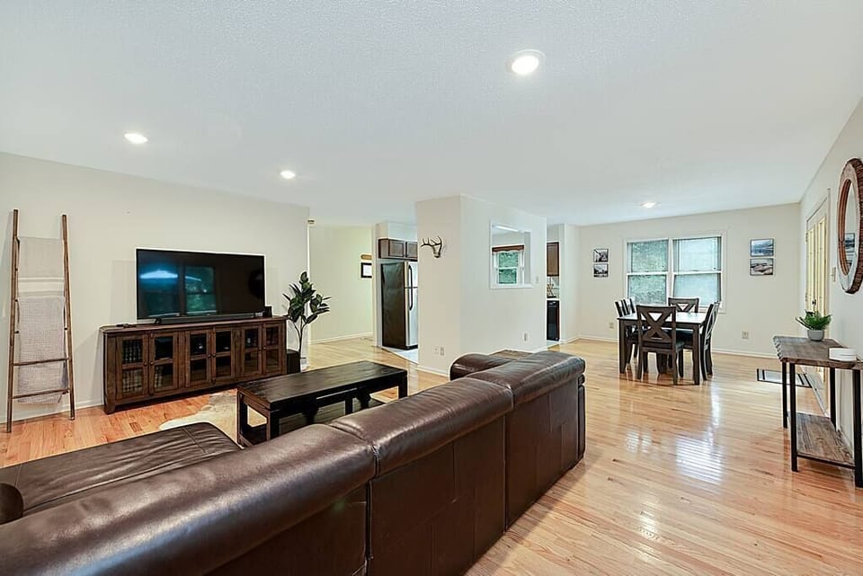 Open Floor plan perfect for Family Time