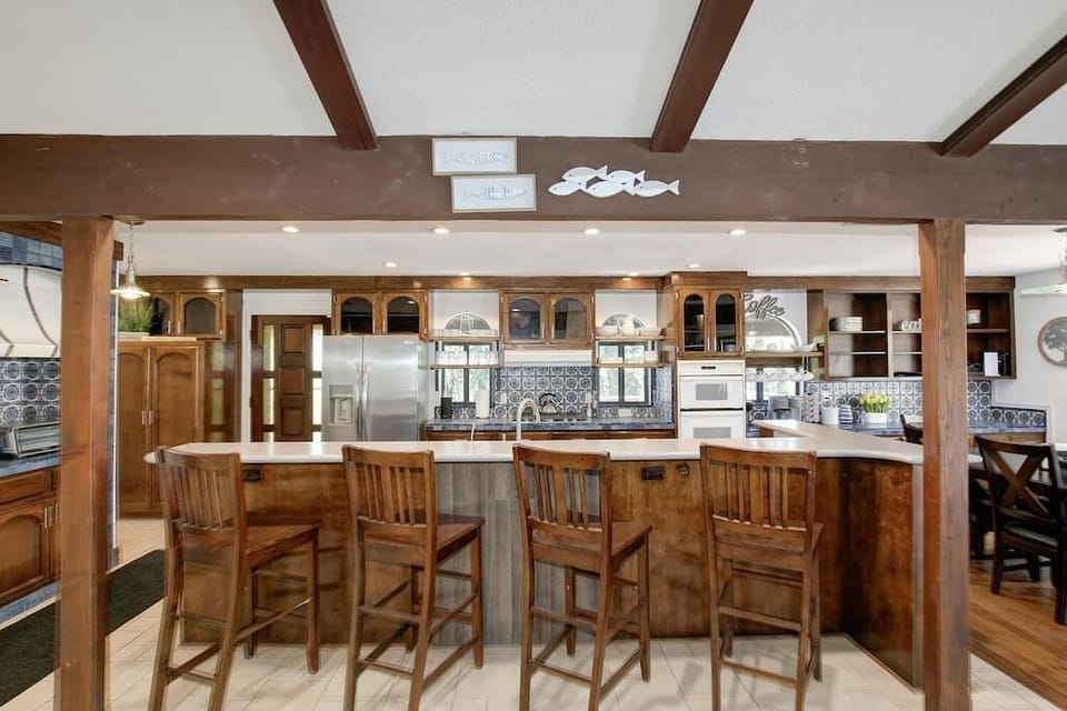 Kitchen Barstools