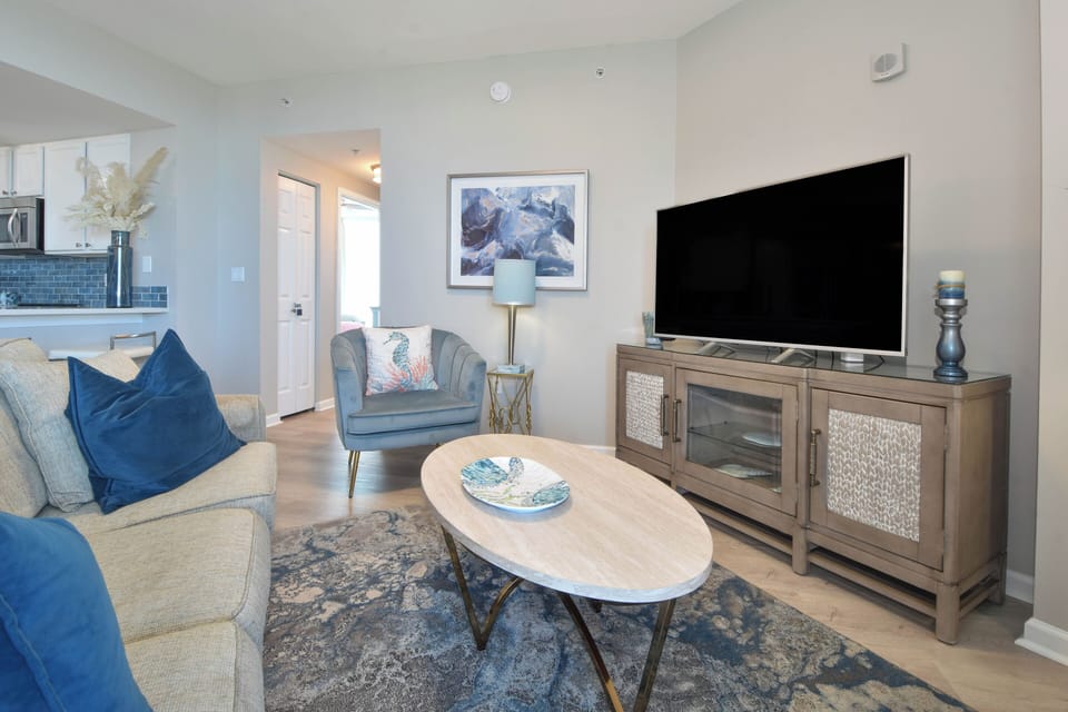 The Palms of Destin 11102 - Living Area with TV