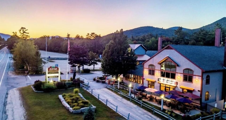 Main Hospitality Building and Restaurant 