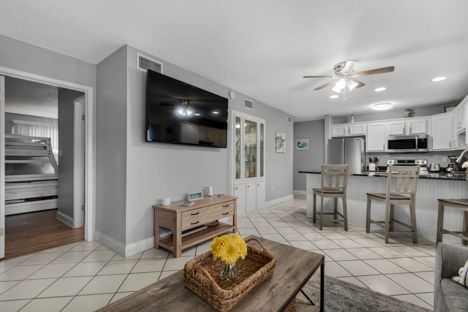 Open design helps keep everyone together making memories to last a lifetime!
