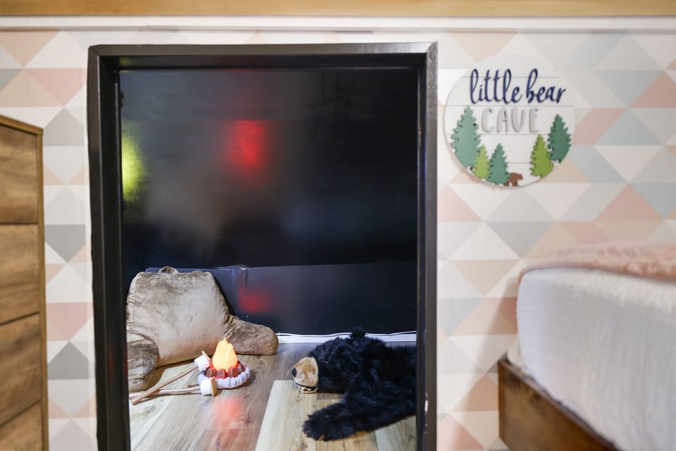 The Little Bear Cave playspace located in the Joanie loves Chachi loft