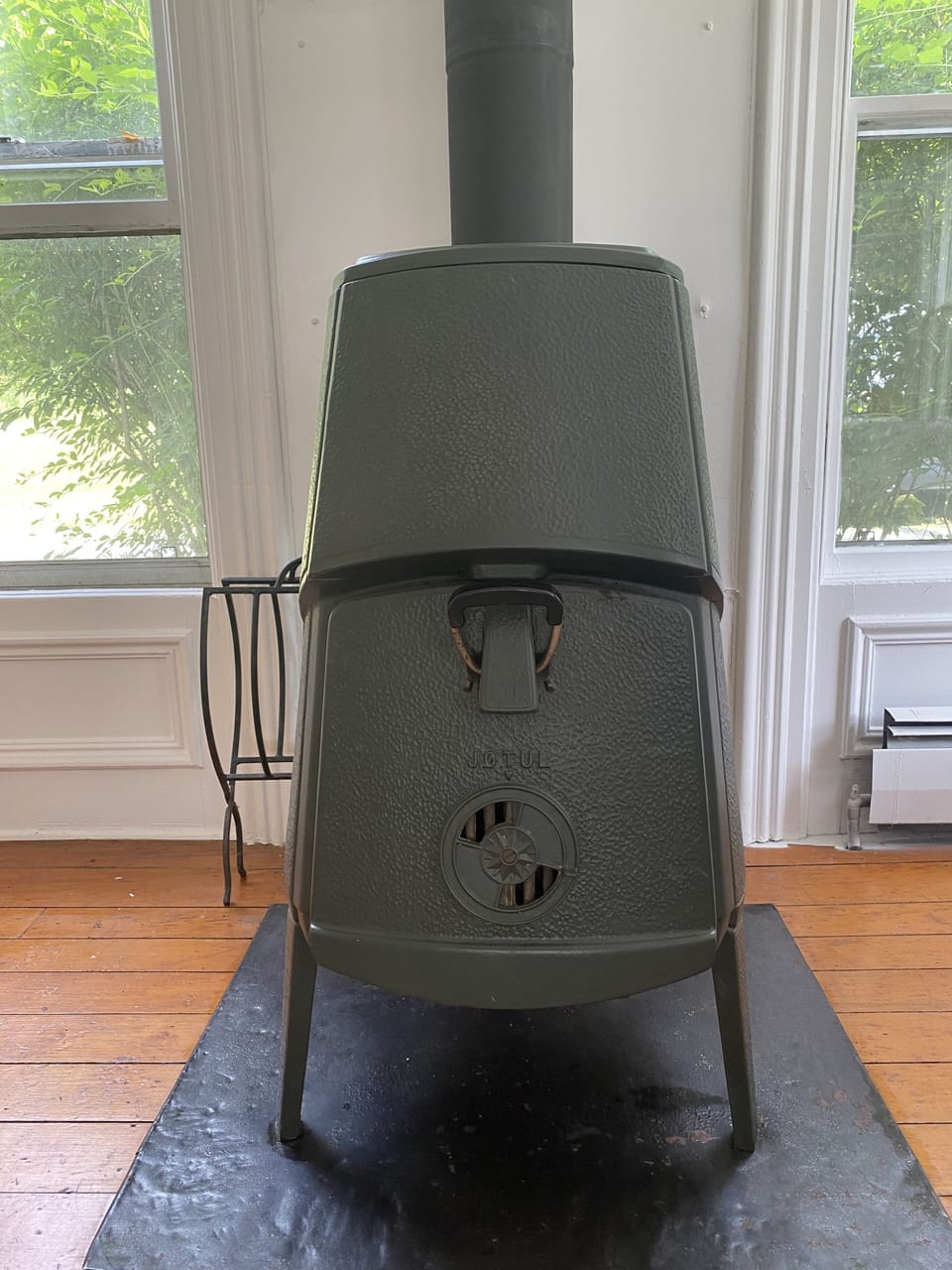 Wood stove