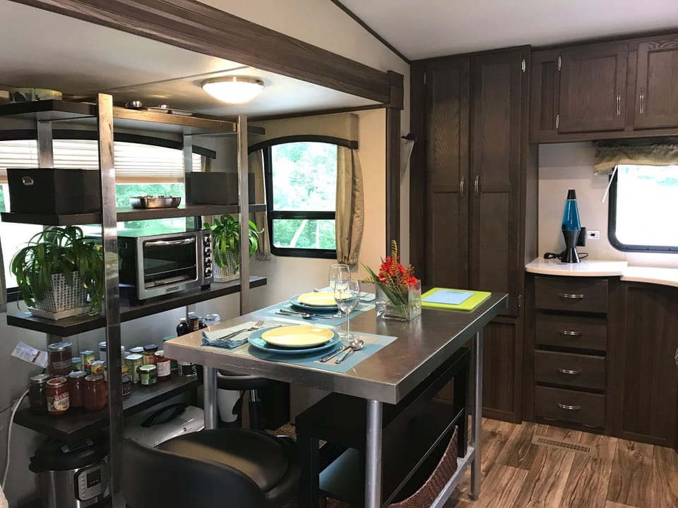 Kitchen/dining area