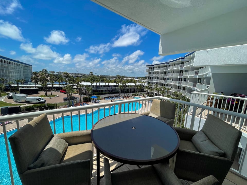 balcony view of the 5000 sql ft pool