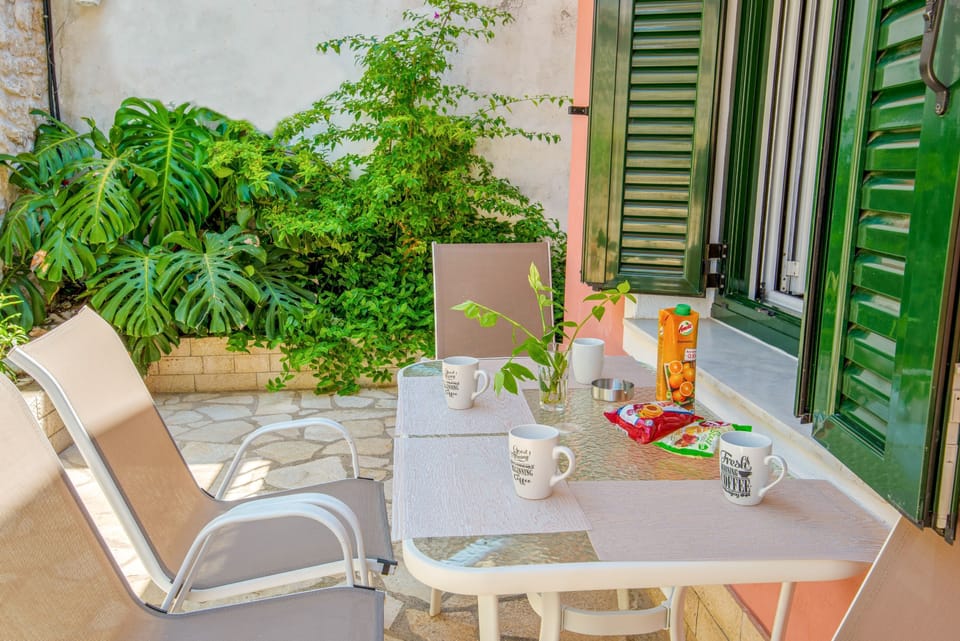 Private shaded terrace