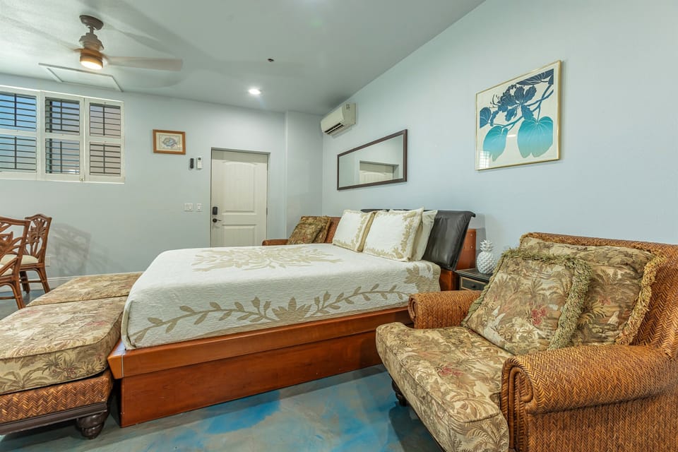 Queen Bed