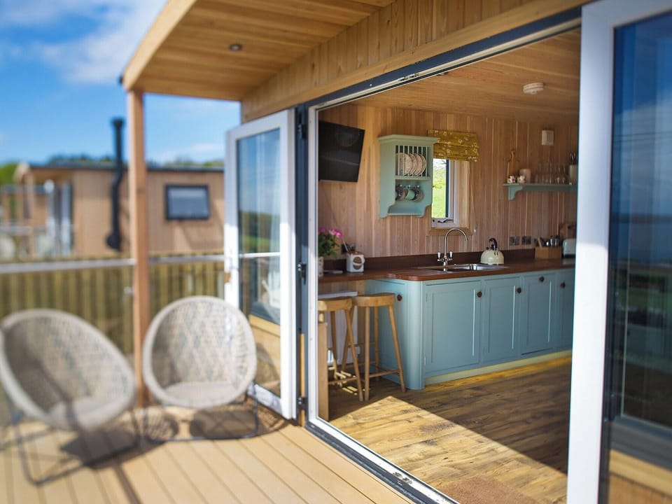 Enclosed verandah with garden furniture | Little Willow - Drumbain, Near Gatehouse of Fleet