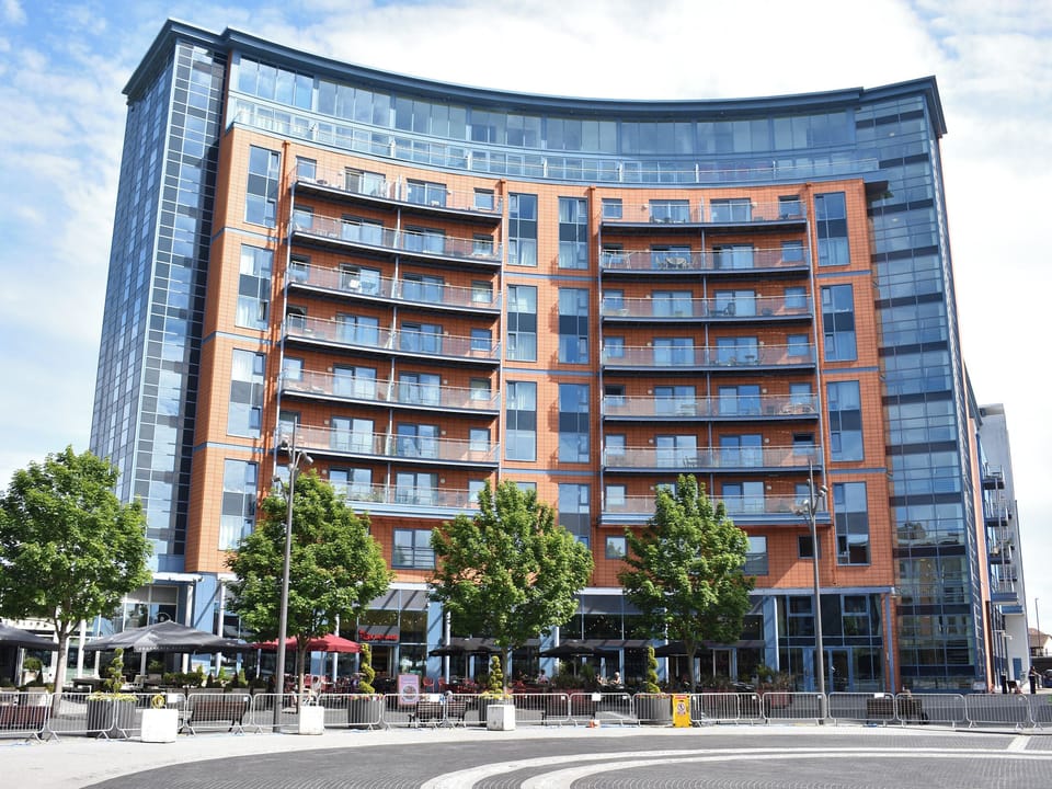 Stunning holiday apartments | Gunwharf Quays Apartments - The Two Bedroom Balcony View &rsquo;B&rsquo; - Gunwharf Quays Apartments , Gunwharf Quays, near Portsmouth