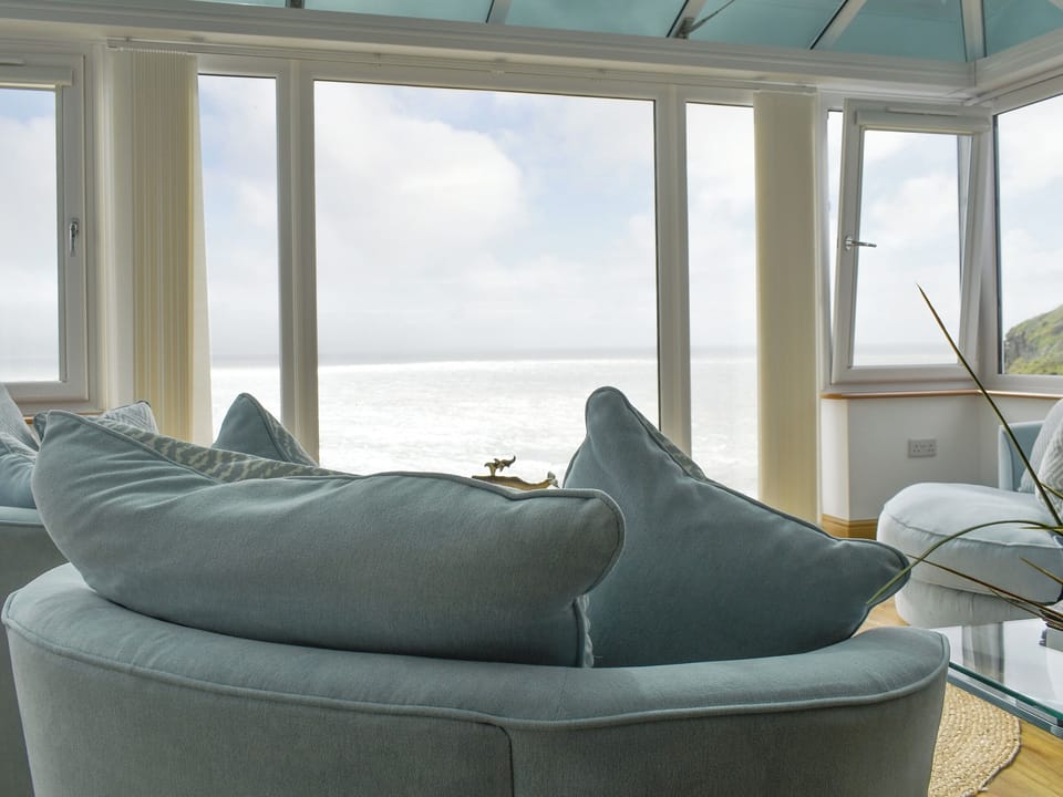 Sun room | Golwg y mor, Criccieth