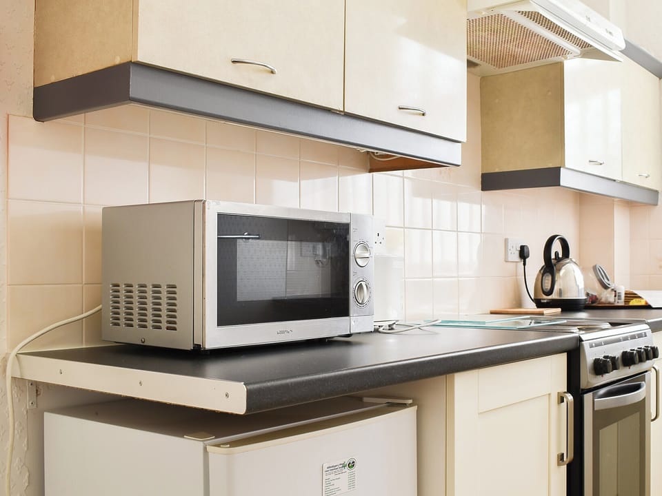 Kitchen | Court Apartment - Acacia Apartments, Llandudno