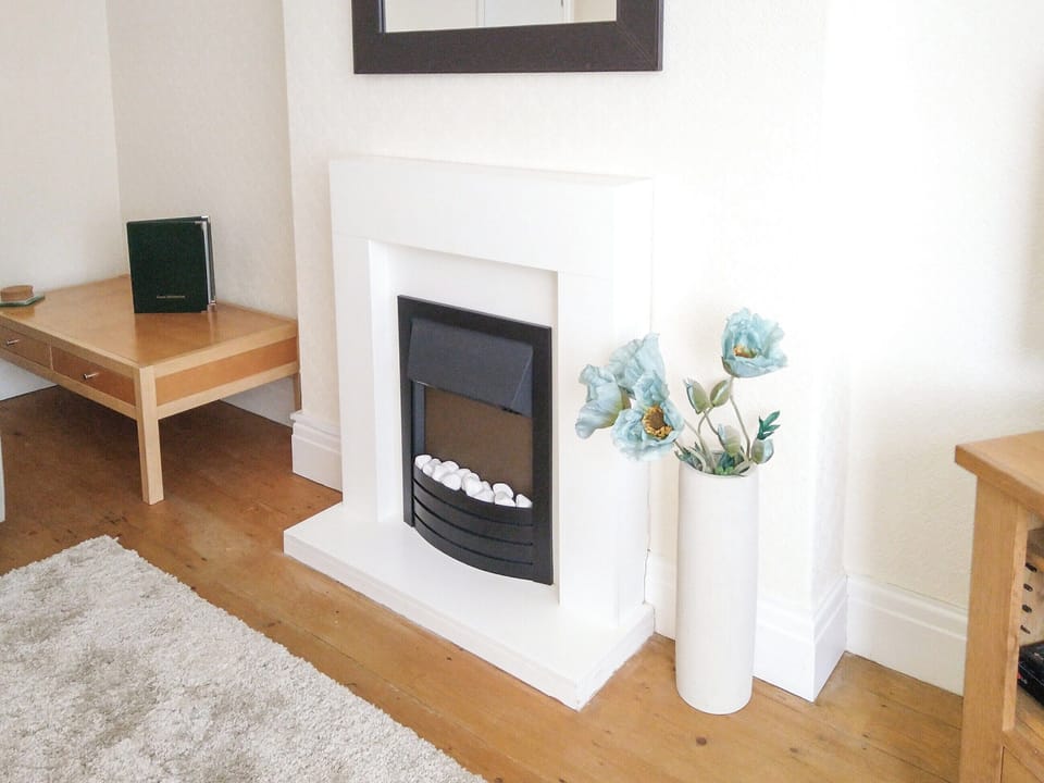 Living room | Court Apartment - Acacia Apartments, Llandudno