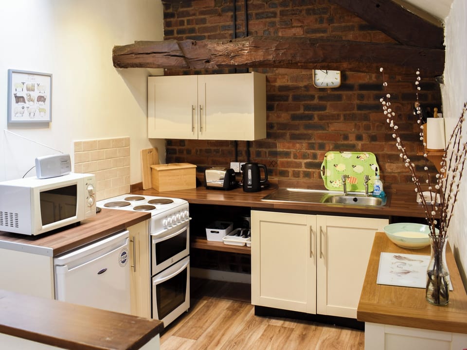 Kitchen | Rebecca Puddle Duck Cottage, Bassenthwaite