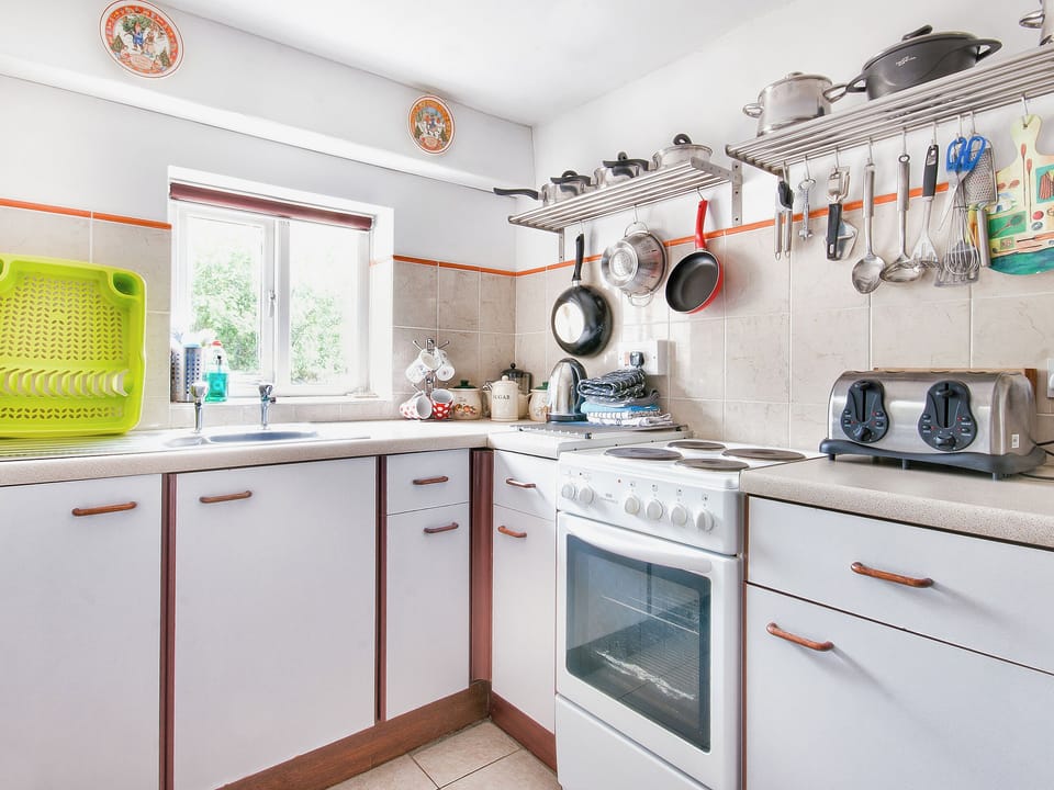 Kitchen/diner | Town End Barn, Warslow, nr. Buxton