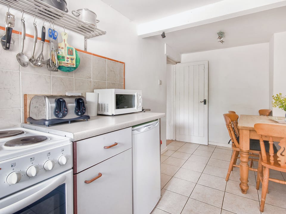Kitchen/diner | Town End Barn, Warslow, nr. Buxton