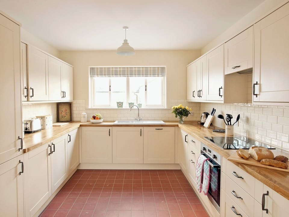 Kitchen | Scalby Lodge - Scarborough Cottage, Scalby, Scarborough