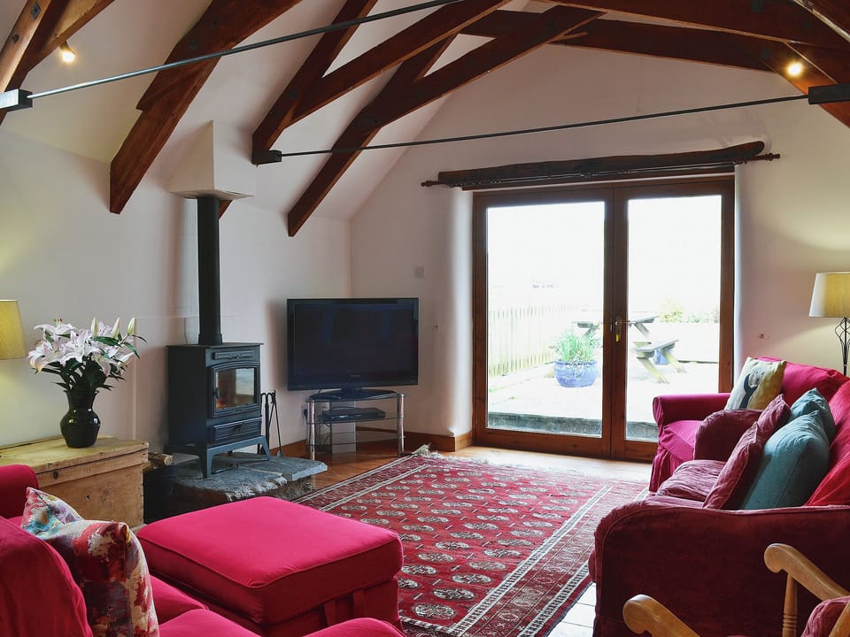 Open plan living/dining room/kitchen | Wheeldon Farm Adventure Cottages - Monkshood, Halwell, nr. Totnes