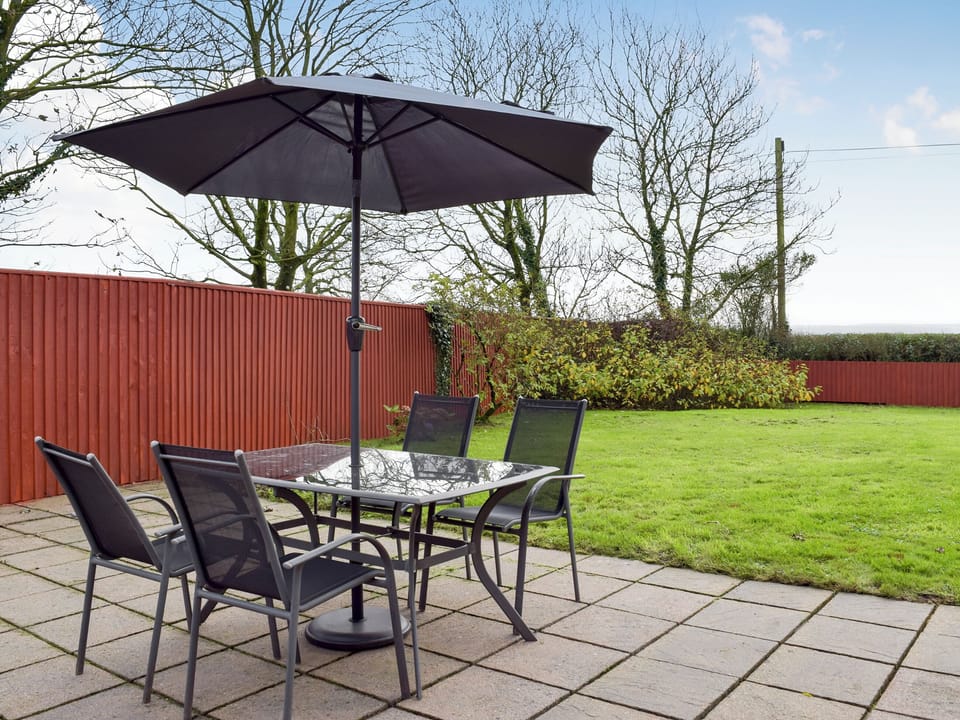 Sitting out area | Barns End Cottage - Croft Farm Cottages, Ludchurch, near Narberth