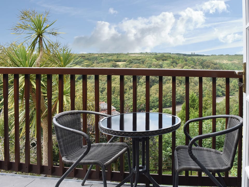 Balcony with far reaching views | Little Larnick, Looe