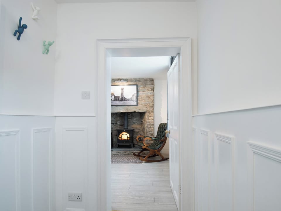 Light and airy hallway to kitchen | Callander&rsquo;s, Gatehouse of Fleet
