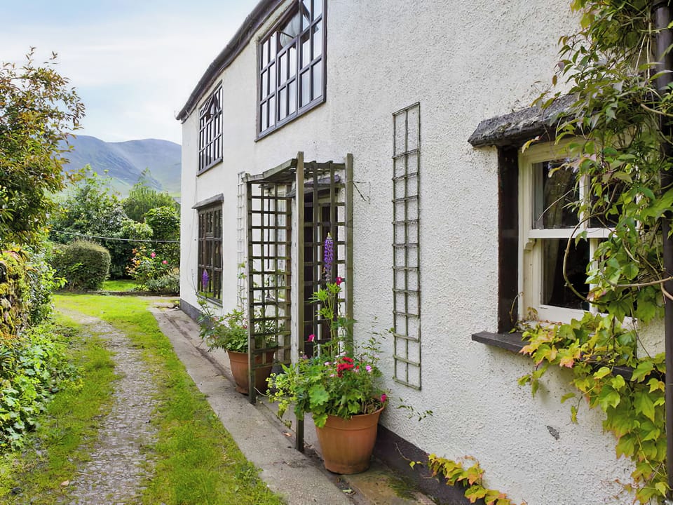 Front entrance. The main entrance is at the rear of the property. | Jemima&rsquo;s Cottage, Bassenthwaite